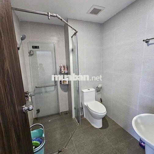 Bán Nhanh Căn Hộ Đã Có Sổ Address: 1079 Tạ Quang Bửu ,1PN + 1 & STUDIO