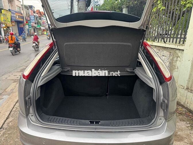 focus 2012 số tự động xe gia đình