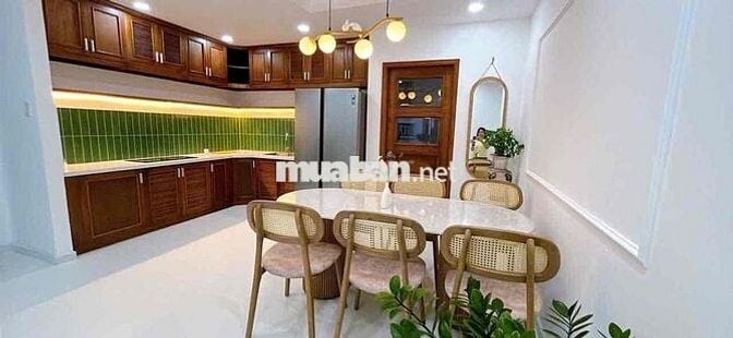 bán căn hộ new sài gòn 121m2 3pn,full nội thất cao cấp sổ hồng riêng
