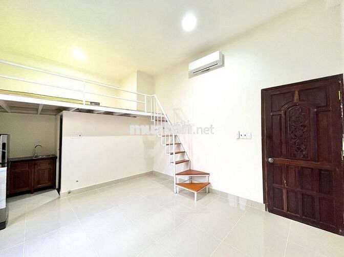 Ở NGAY! CĂN HỘ CÓ GÁC MỚI FULL NỘI THẤT GẦN CƯ XÁ LỮ GIA SIÊU AN NINH