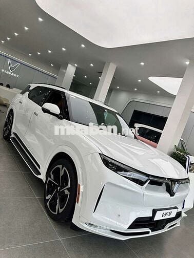 VINFAST VF9 PLUS LĂN BÁNH CHỈ 1.5 TỶ, CÒN GIẢM