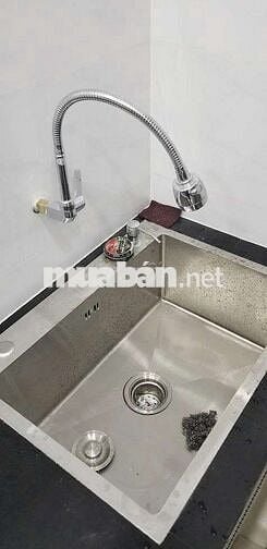 Cho thuê nhà 2pn2wc ngay chợ Hòa Hưng p15 Quận 10