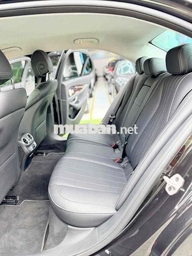 MERCEDES-BENZ E200 Exclusive  dkld 2025 13.000 km