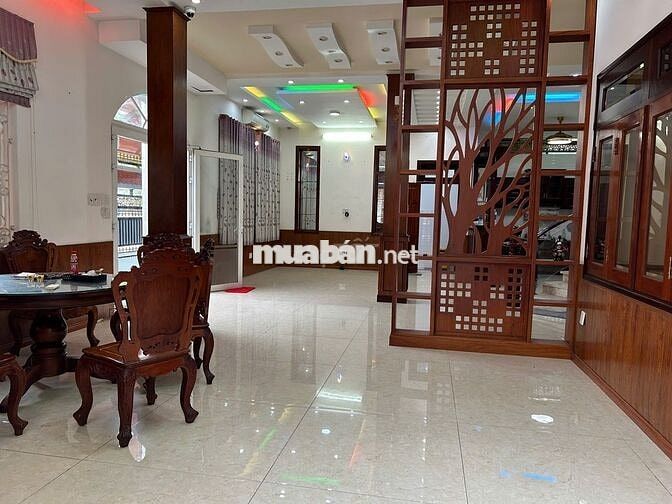 HCM-Bình Tân-Cho thuê nhà Biệt Thự 560m2 Tân Tạo, gần khu Tên Lửa