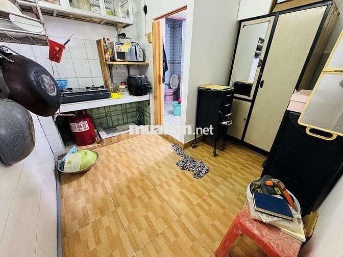 Bán Gấp Nhà NGAY TRUNG TÂM BÌNH THẠNH , Tiện đi lại các quận trung tâm