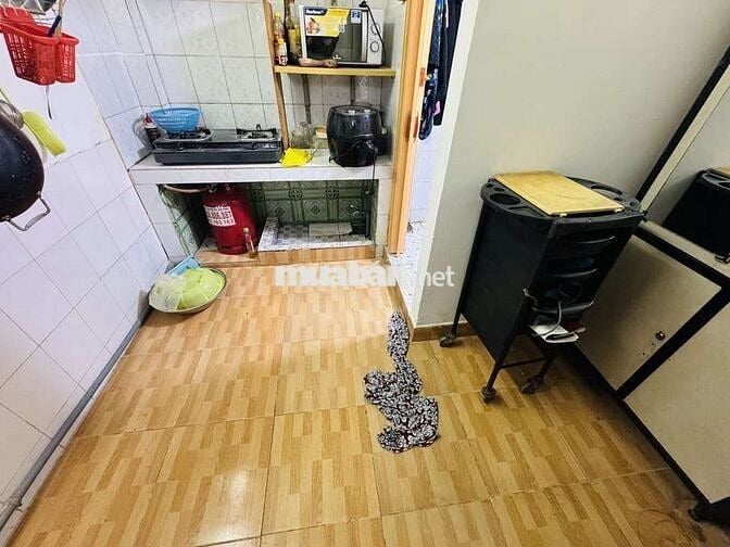 Bán Gấp Nhà NGAY TRUNG TÂM BÌNH THẠNH , Tiện đi lại các quận trung tâm