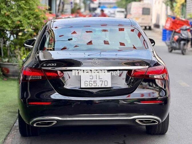 MERCEDES-BENZ E200 Exclusive  dkld 2025 13.000 km