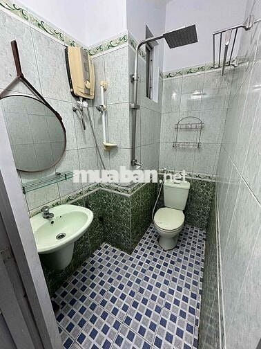 🎉BÁN NHÀ HẺM GẦN CHỢ 55m ,4 phòng ngủ  ,đường TÔN ĐẢN QUẬN 4 🎉