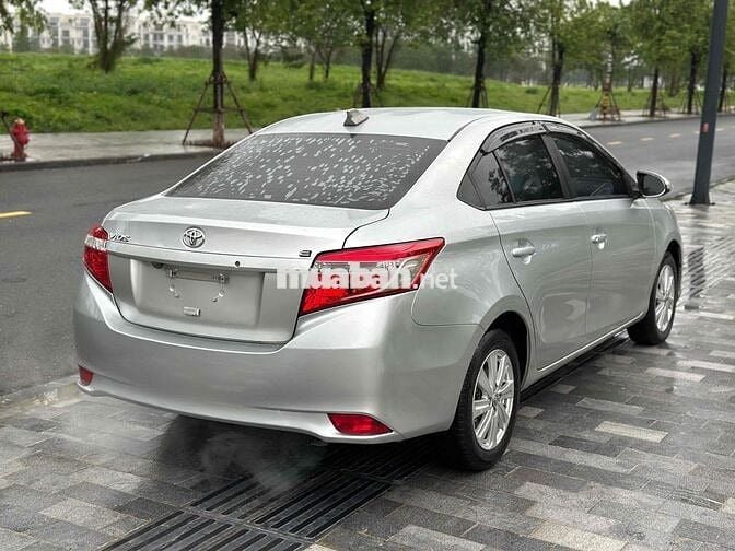 Cần bán Vios E 2017 MT Bạc Full Đồ