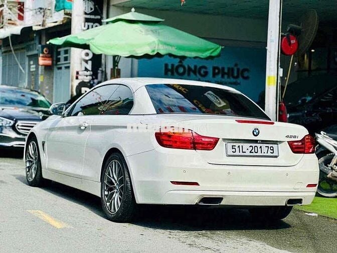 BMW 428i CONVERTIBLE odo 17.000km model 2016