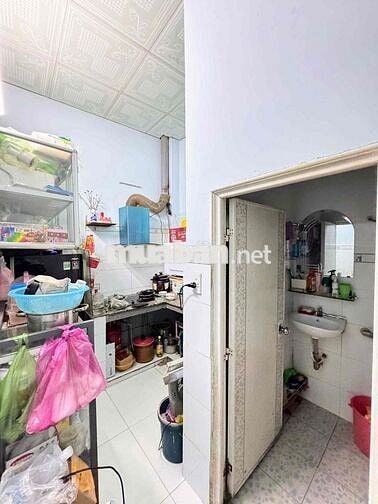 cần bán nhà 4 x 12 - 1 Lầu 3PN - Quận Bình Tân