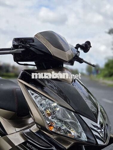 Em bán chiếc airblade Thái Fi đời 2010