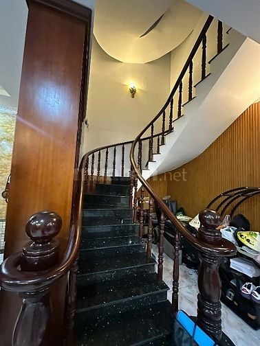 Bán Biệt Thự 8x18m, 3 tầng, 6PN 5WC, KDC Gia Hòa, ngay QL50 đi vào 