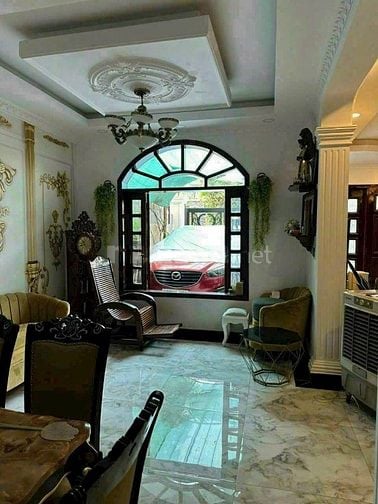 Bán Biệt Thự 8x18m, 3 tầng, 6PN 5WC, KDC Gia Hòa, ngay QL50 đi vào 