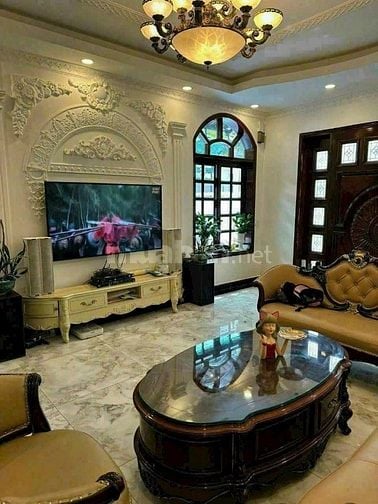 Bán Biệt Thự 8x18m, 3 tầng, 6PN 5WC, KDC Gia Hòa, ngay QL50 đi vào 