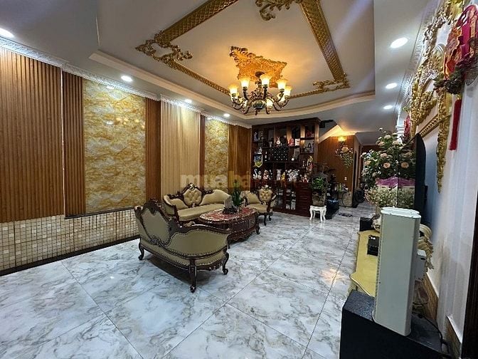 Bán Biệt Thự 8x18m, 3 tầng, 6PN 5WC, KDC Gia Hòa, ngay QL50 đi vào 