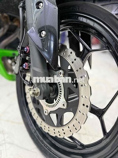 Z300 Chính Chủ Xanh Đen chạy lướt Cực mới