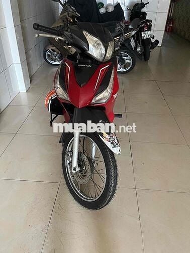 mình cần bán chiếc xe như hình xe chạy bình thường