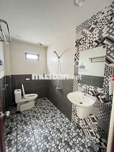 NGAY PHAN ANH NGÃ TƯ BỐN XÃ - 68 M2 - 5 TỶ X