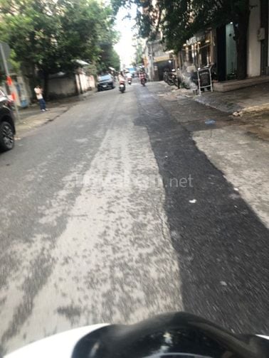 Cần bán gấp nhà 1 trệt 5 tầng thang máy.kinh doanh CHDV