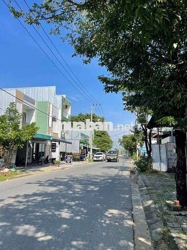 Chính chủ cần bán đất đường lê hiến mai .