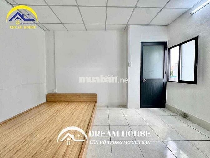 CHDV MỚI GẦN ĐH VĂN HIẾN VÀ NGÃ TƯ BỐN XÃ CÓ BAN CÔNG RIÊNG - FULL NT