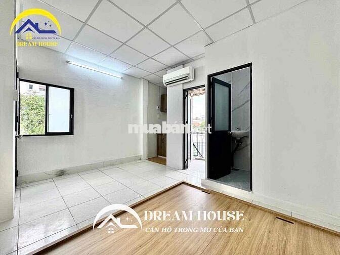 CHDV MỚI GẦN ĐH VĂN HIẾN VÀ NGÃ TƯ BỐN XÃ CÓ BAN CÔNG RIÊNG - FULL NT