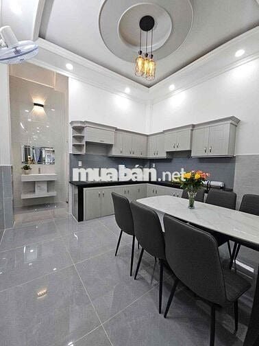 Bán Nhà Phố SHR 4x13,4 lầu,5tỷ890tr,lê Thị Riêng.tphcm