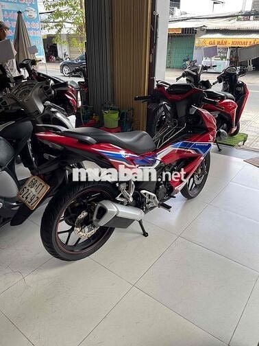 winer x . thắng abs . máy zin im . áo đẹp