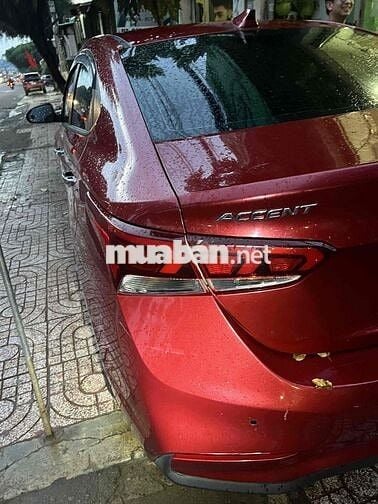 Bán xe ga đình ít sử dụng Hyundai Accent 2020