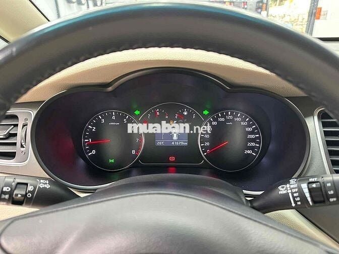 Kia Rondo 2017 MT rất mới