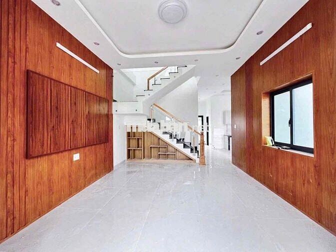 Ngay Bửu Long , Nhà Xây Cho Con Trai Giờ Chuyển Công Tác Nên Bán Gấp