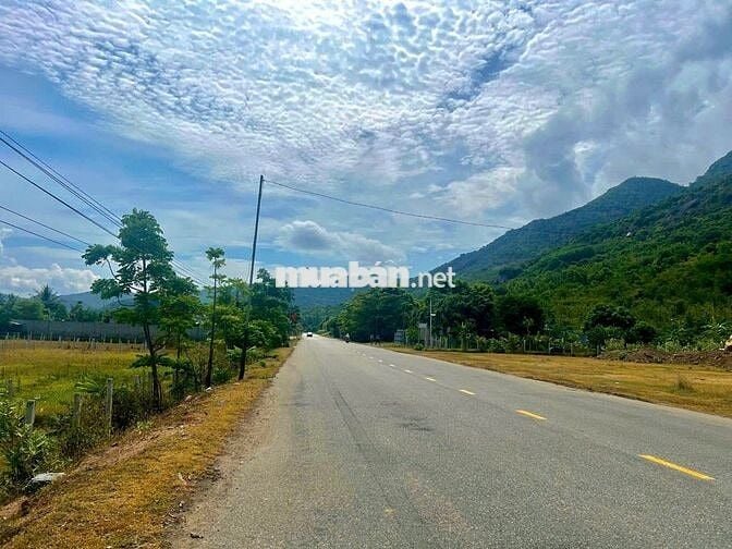 Còn Sót Lô Đất Đẹp Diện Tích 153m2 FULL Thổ Cư - Sát Vịnh Cam Ranh