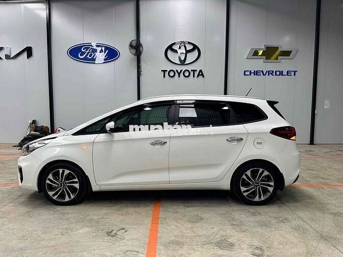 Kia Rondo 2017 MT rất mới