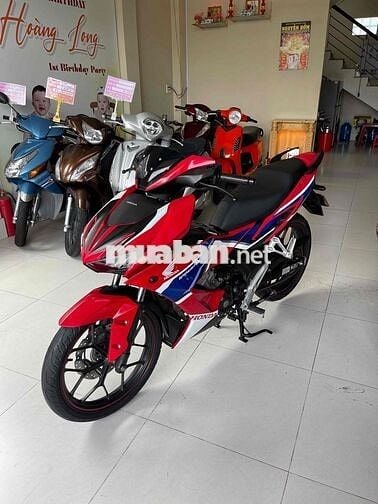 winer x . thắng abs . máy zin im . áo đẹp