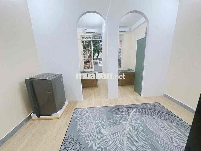 Căn hộ 2 phòng ngủ mới tinh 100% ngay trung tâm Q10 - Ưu đãi giá tốt