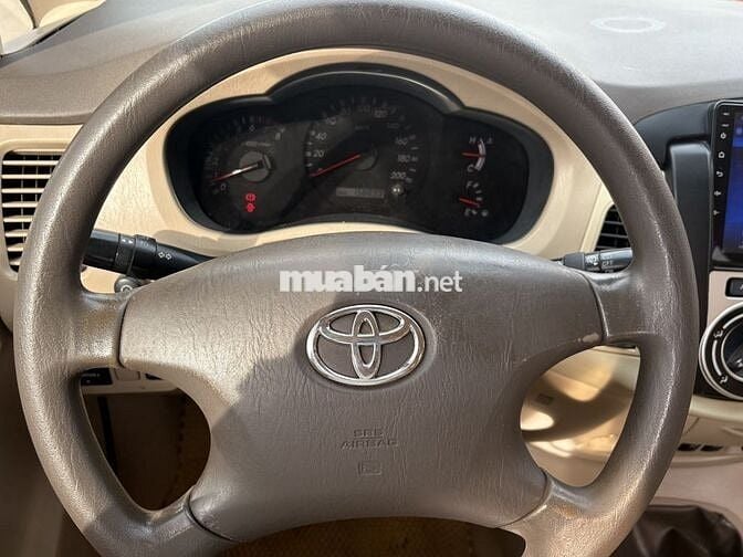 Toyota Innova 2008 G - 158000 km