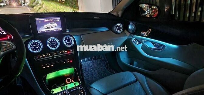 Mercedes-Benz C200 W205 2.0 AT 2017 Nâu