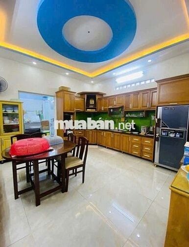 Nhà phố 3 tầng 5m x 20m. Mặt tiền Đường Nhựa Thới An 19A