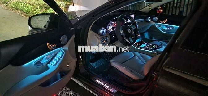 Mercedes-Benz C200 W205 2.0 AT 2017 Nâu