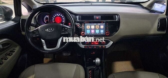 Kia Rio Hatchback 2015 số tự động màu nâu