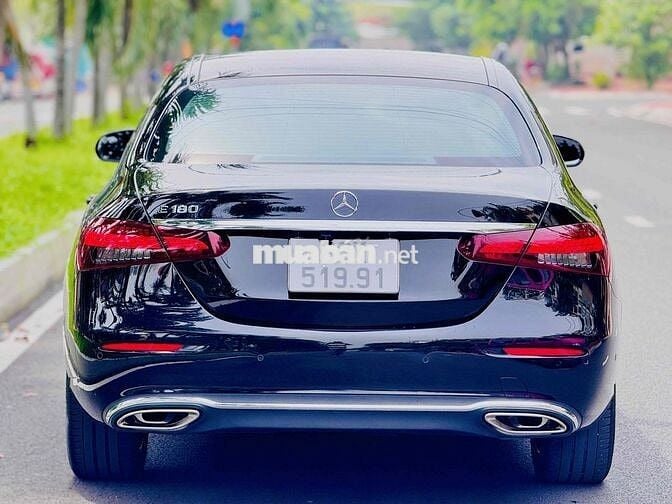 Mercedes E180 UP E300 2021