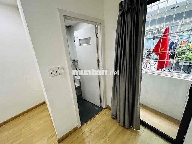 NGUYÊN CĂN PHÚ NHUẬN FULL NỘI THẤT SÁT MẶT TIỀN