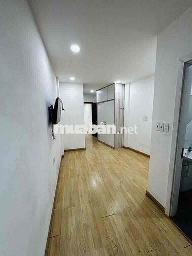 NGUYÊN CĂN PHÚ NHUẬN FULL NỘI THẤT SÁT MẶT TIỀN