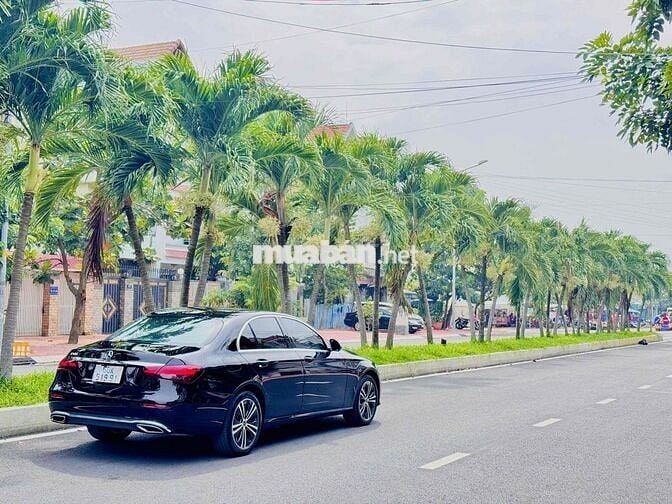 Mercedes E180 UP E300 2021