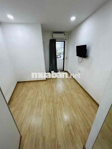 NGUYÊN CĂN PHÚ NHUẬN FULL NỘI THẤT SÁT MẶT TIỀN