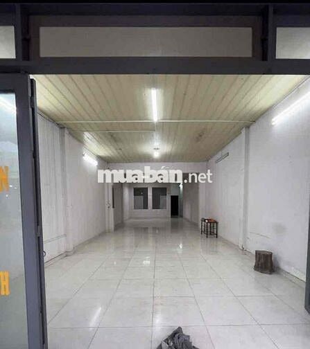 Mặt Tiền Nguyễn Ảnh Thủ gần ngã 4 Tô Ký chỉ 15tr/tháng