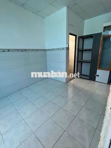 Cho thuê nhà lầu nguyên căn mới sạch 
gần CV Phần Mềm Quang Trung, Q12