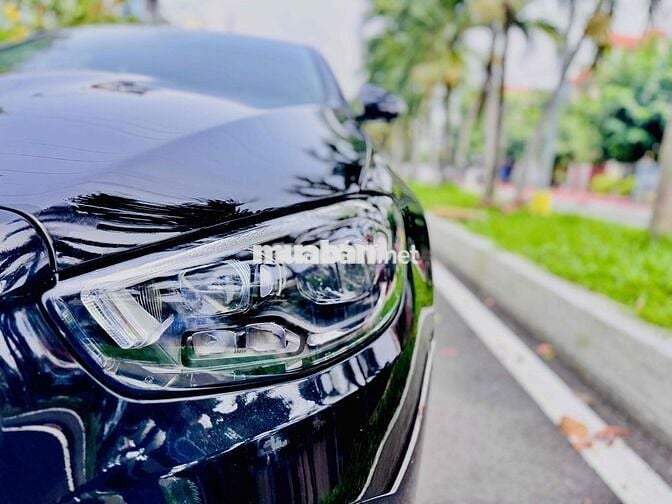 Mercedes E180 UP E300 2021