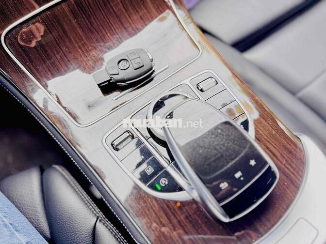 Mercedes GLC200 2018